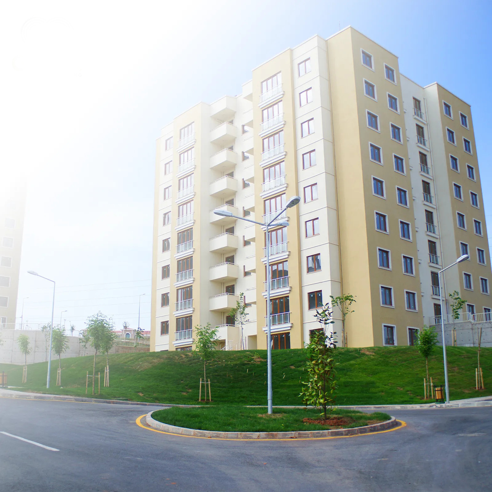 المجمعات المتوسطة